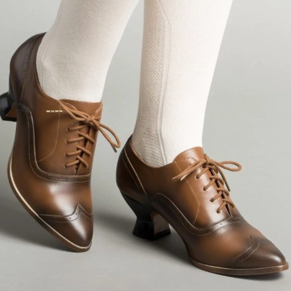 American Duchess Shoes - American Duchess Women's Londoner Edwardian Oxford Heeled Shoe 7